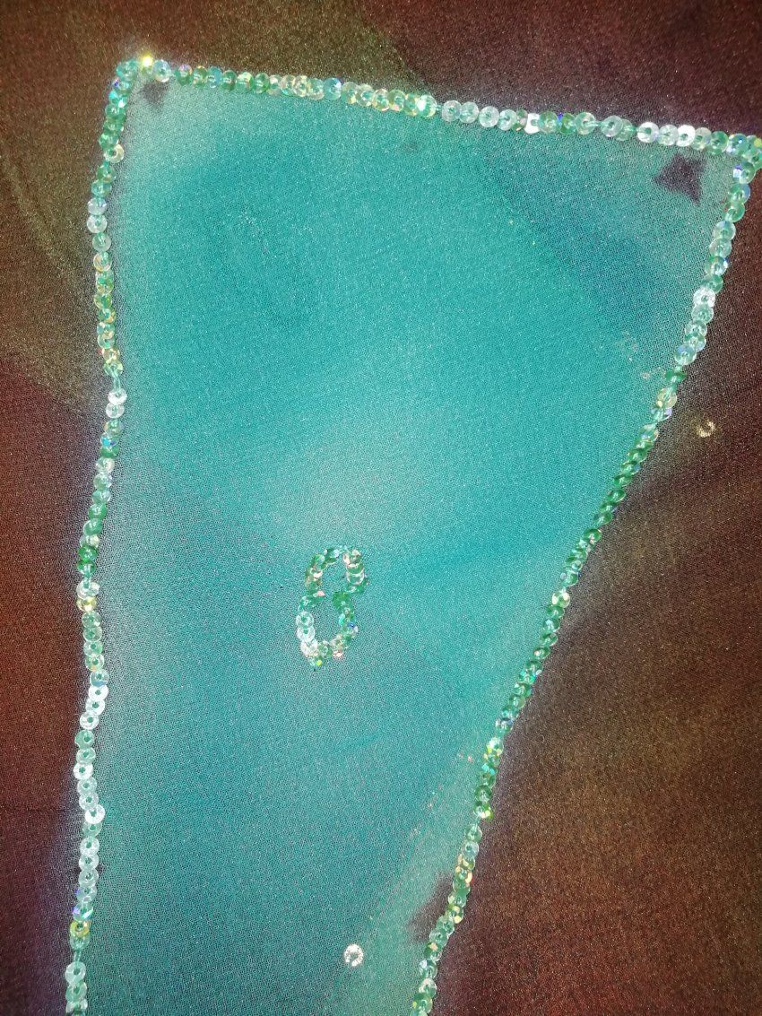 detalle gasa de seda con pellets